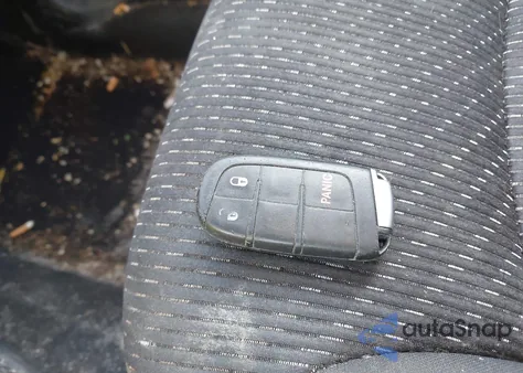 2016 Dodge Journey Sxt z USA, uszkodzony, nr VIN 3C4PDCBG4GT224867